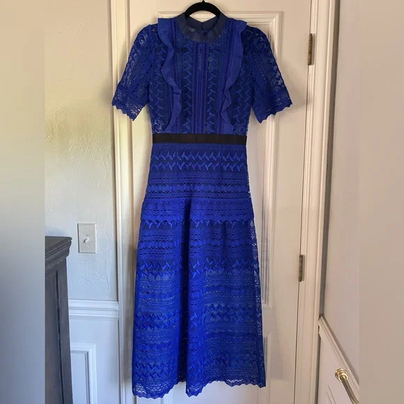 self portrait geometric lace dress Grosgrain-trimmed embroidered satin and guipure lace midi dress - pink